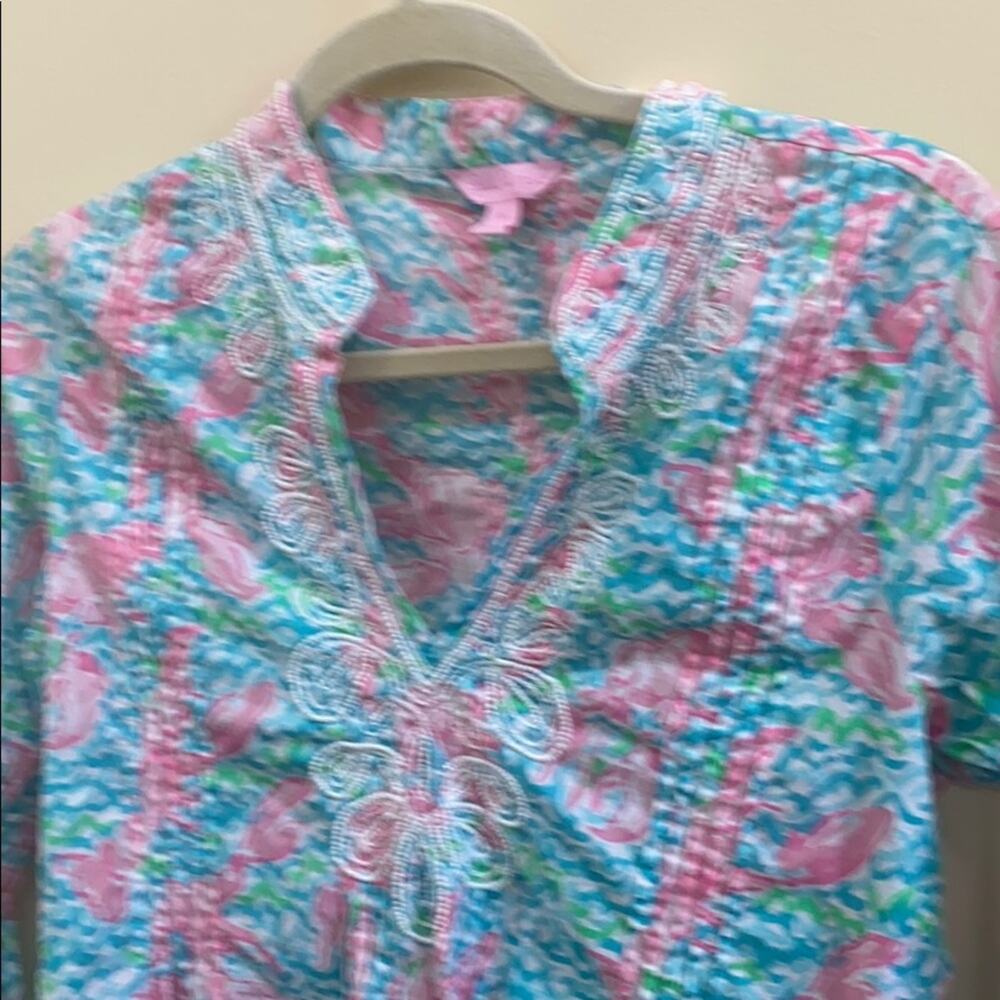 Lilly Pulitzer medium crab print top - Picture 2 of 5